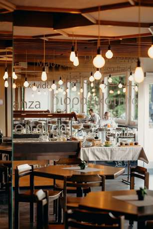 Imagen del bar/restaurante del Hotel Bienenberg. Foto 9