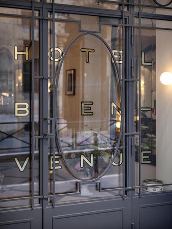 Imagen de los exteriores del Hotel Bienvenue, &Oacute;pera. Foto 7