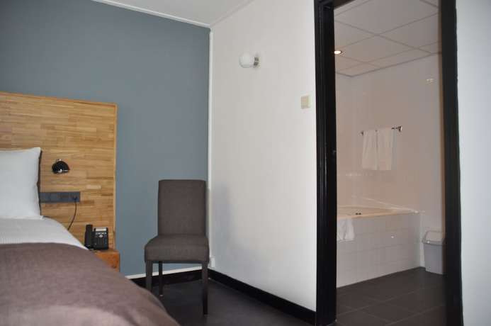 Imagen de la habitación del Hotel Bieze. Foto 6