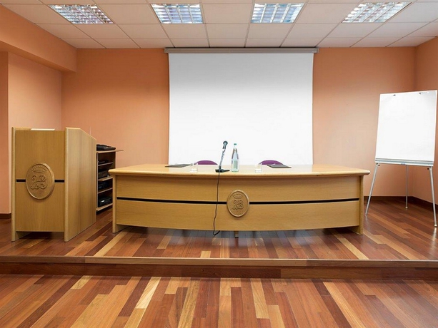 Imagen de los interiores del Hotel Bifi. Foto 16