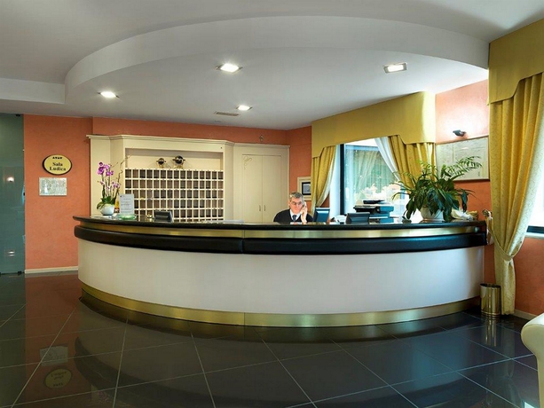 Imagen general del Hotel Bifi. Foto 2