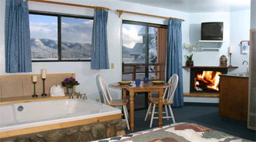 Imagen de la habitación del Hotel Big Bear Lakefront Lodge. Foto 4