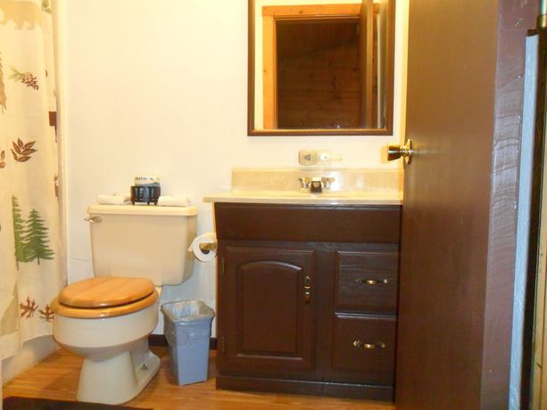 Imagen de la habitación del Hotel Big Bear Manor Spa Cabins. Foto 9