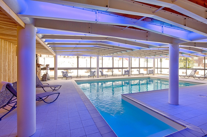 Imagen de la piscina del Hotel Big Sky. Foto 14