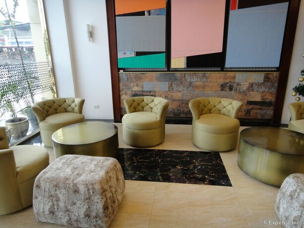 Imagen de los interiores del Hotel Big Suites. Foto 16