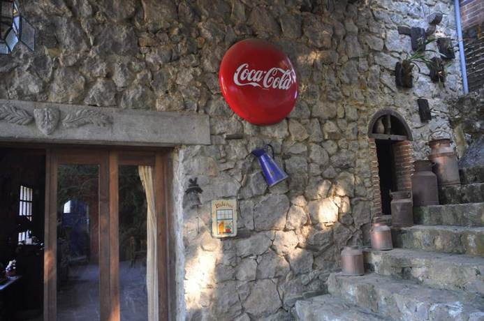 Imagen del bar/restaurante del Hotel Big Tower. Foto 3