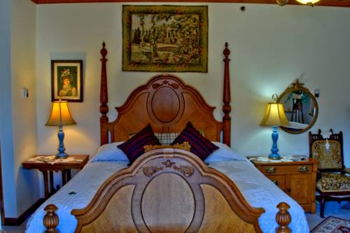 Imagen de la habitación del Hotel Big Yellow Inn. Foto 16