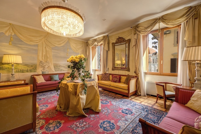 Imagen de los interiores del Hotel Bigallo. Foto 13