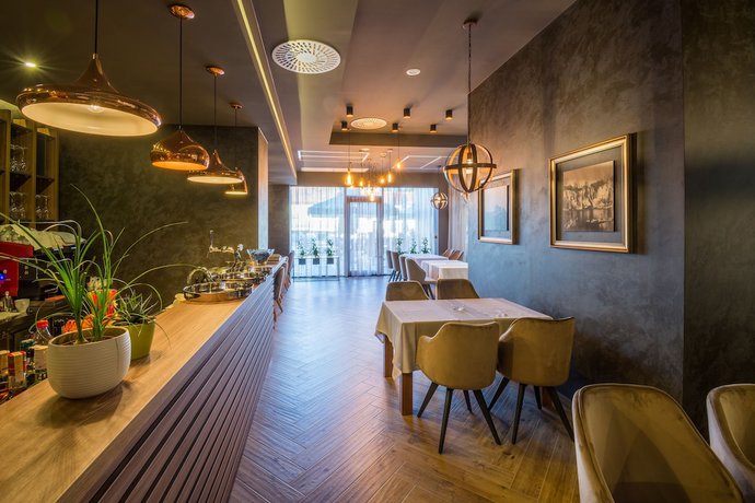 Imagen del bar/restaurante del Hotel Bigeste. Foto 5