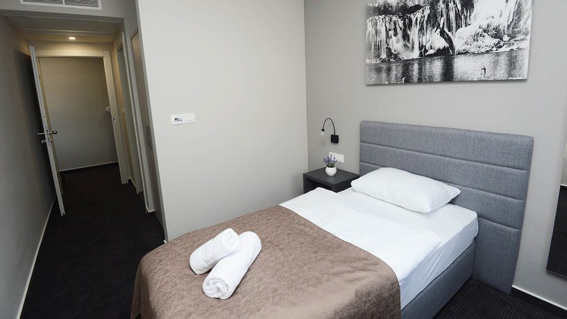 Imagen de la habitación del Hotel Bigeste. Foto 19
