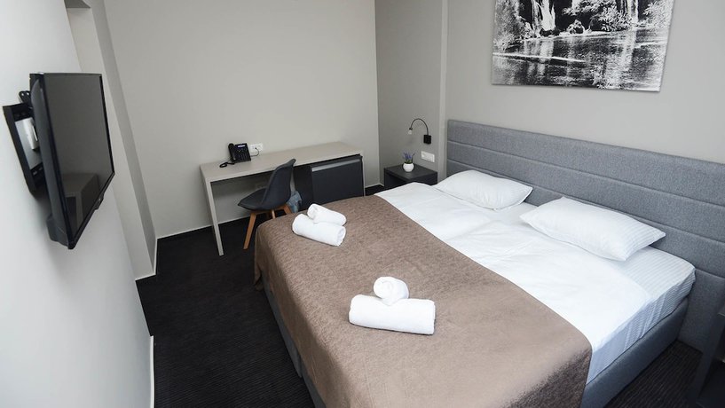 Imagen de la habitación del Hotel Bigeste. Foto 20
