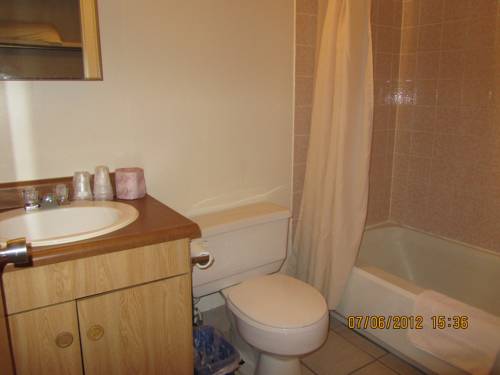 Imagen de la habitación del Hotel Bighorn Inn and Suites. Foto 15