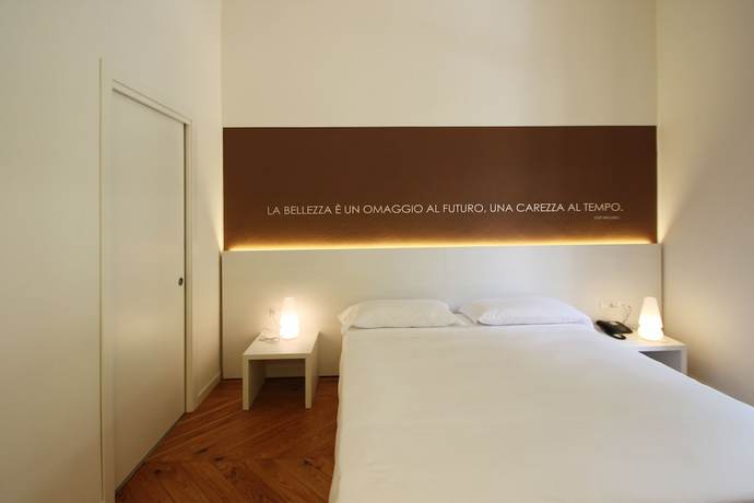 Imagen de la habitación del Hotel Bigio. Foto 4