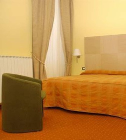 Imagen de la habitación del Hotel Bigio. Foto 10