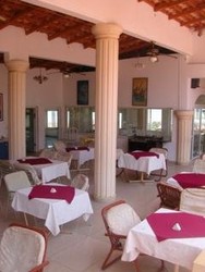 Imagen del bar/restaurante del Hotel Bijilo Beach. Foto 5