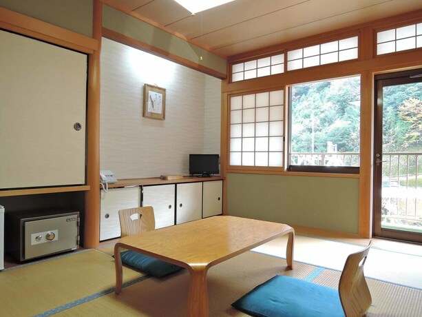 Imagen de la habitación del Hotel Bijintei. Foto 11