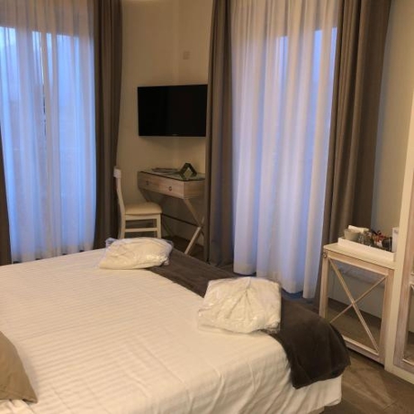Imagen de la habitación del Hotel Bijou, Forte de Marmi. Foto 9