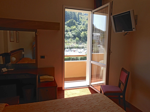 Imagen de los interiores del Hotel Bike La Perla. Foto 13