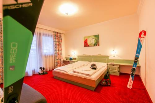 Imagen general del Hotel Bike & Ski Conrad. Foto 1