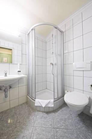 Imagen de la habitación del Hotel Bike & Ski Conrad. Foto 13