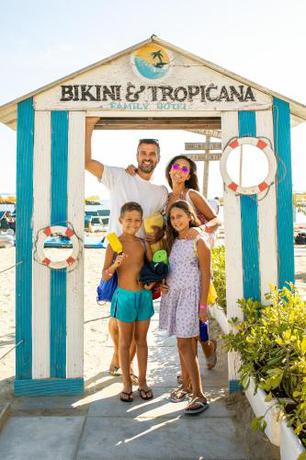 Imagen general del Hotel Bikini Tropicana Family. Foto 9