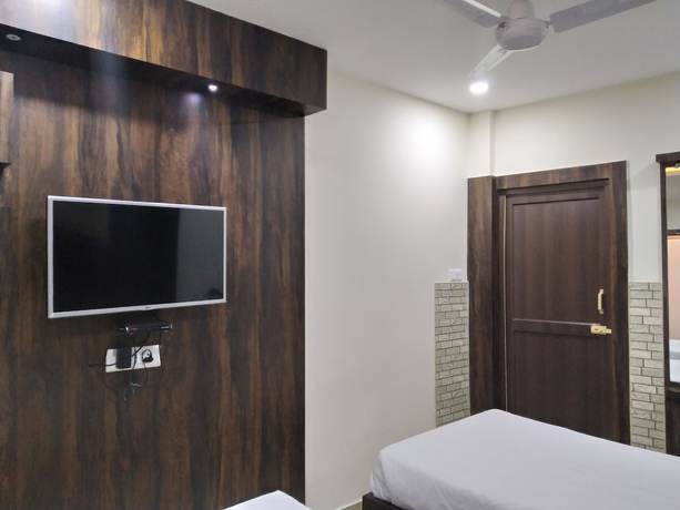 Imagen de la habitación del Hotel Bikram. Foto 6