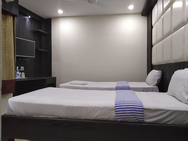 Imagen de la habitación del Hotel Bikram. Foto 12