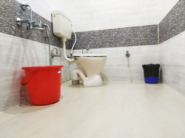 Imagen de la habitación del Hotel Bikram. Foto 14