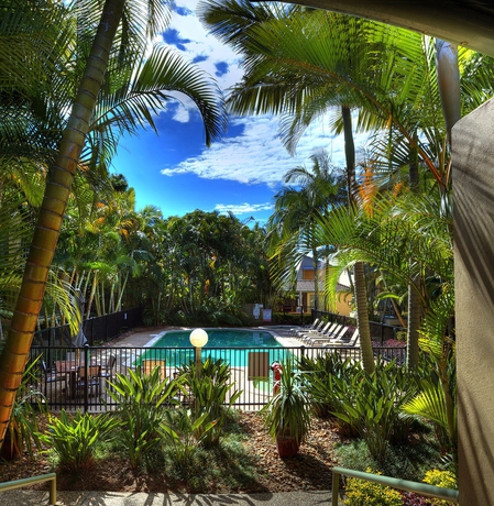 Imagen de la piscina del Hotel Bila Vista Holiday Apartments. Foto 13