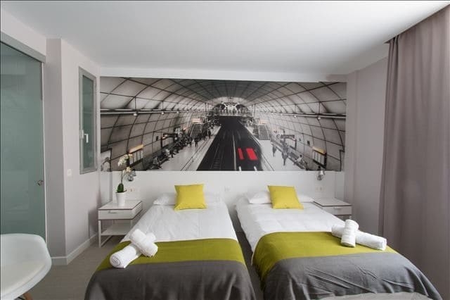 Imagen de la habitación del Hotel Bilbao City Rooms. Foto 10