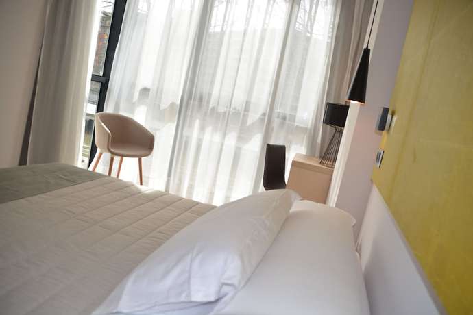 Imagen de la habitación del Hotel Bilbao Plaza. Foto 12