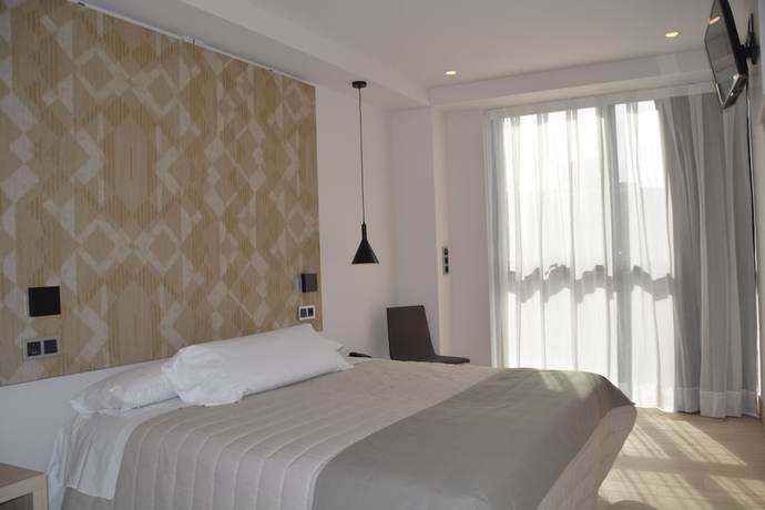 Imagen de la habitación del Hotel Bilbao Plaza. Foto 15