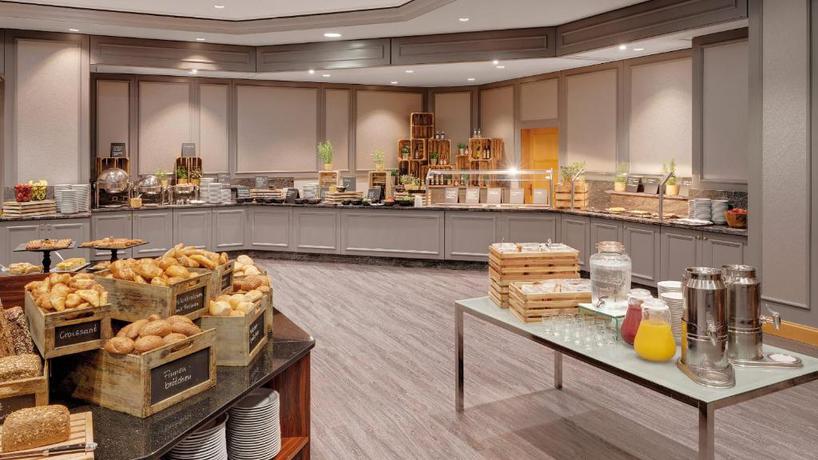 Imagen del bar/restaurante del Hotel Bilderberg Bellevue Dresden. Foto 4