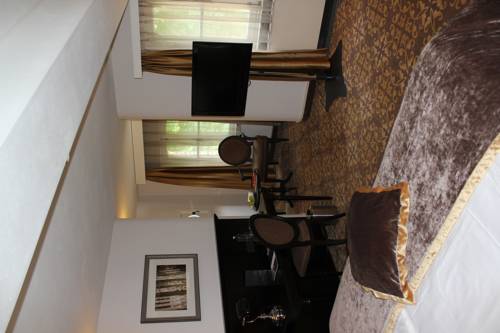 Imagen de la habitación del Hotel Bilderberg Château Holtmühle. Foto 15