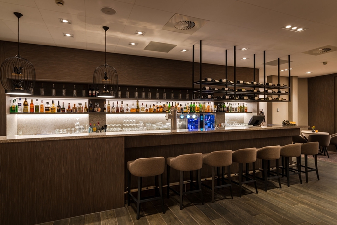Imagen del bar/restaurante del Hotel Bilderberg De Keizerskroon. Foto 4