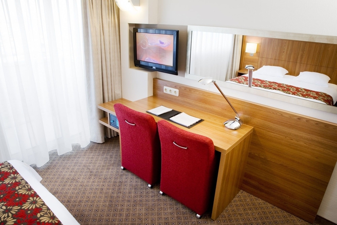 Imagen de la habitación del Hotel Bilderberg Europa. Foto 7