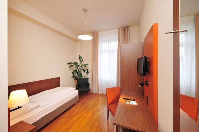 Imagen de la habitación del Hotel Bildungshaus St Bernhard. Foto 6