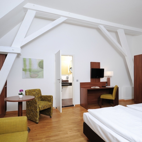 Imagen de la habitación del Hotel Bildungshaus St Bernhard. Foto 10