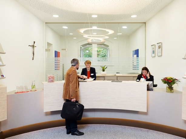 Imagen de los interiores del Hotel Bildungshaus St Bernhard. Foto 18