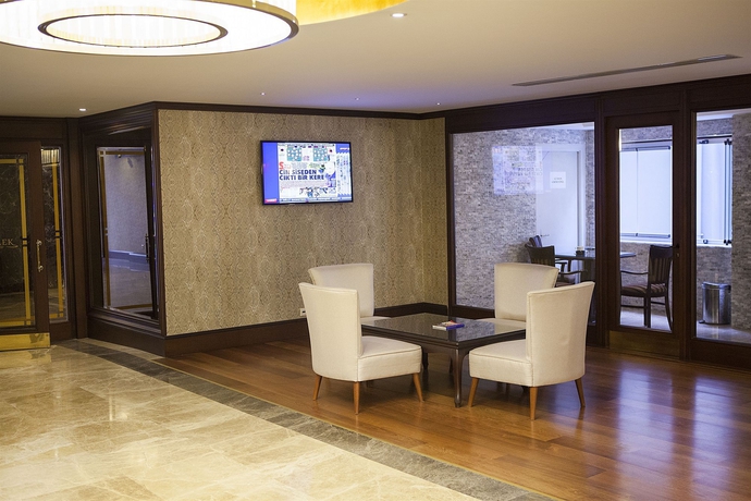 Imagen de los interiores del Hotel Bilek Istanbul. Foto 13