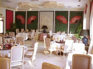 Imagen del bar/restaurante del Hotel Bilfer Palm Beach. Foto 4