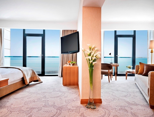 Imagen de los interiores del Hotel Bilgah Beach. Foto 12