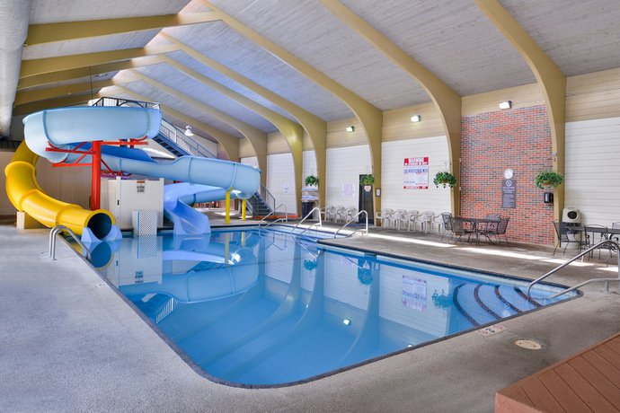 Imagen de la piscina del Hotel Billings And Convention Center. Foto 20