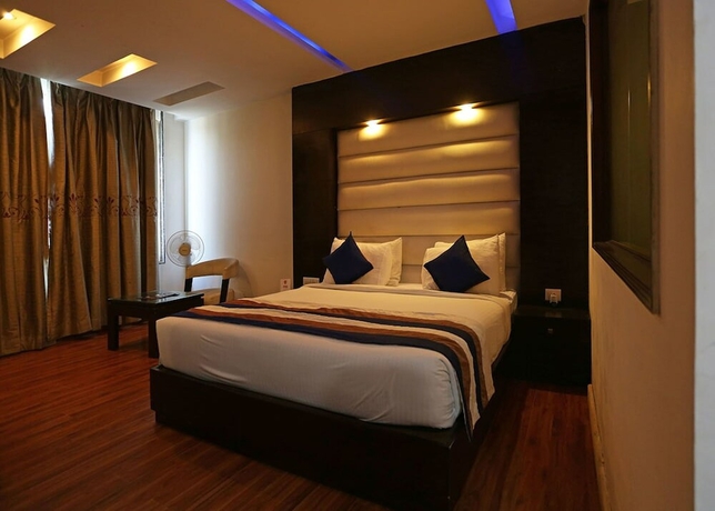 Imagen de la habitación del Hotel Billions, Gurugram. Foto 2