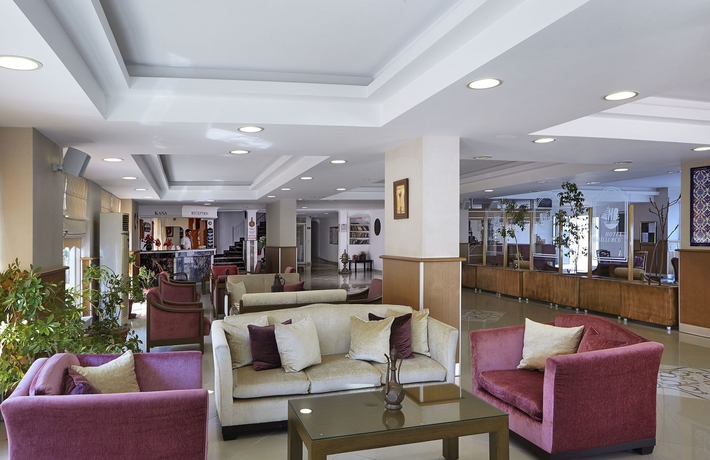 Imagen de los interiores del Hotel Billurcu. Foto 15