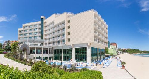 Imagen general del Hotel Bilyana Beach - All Inclusive & Free Beach Access. Foto 6