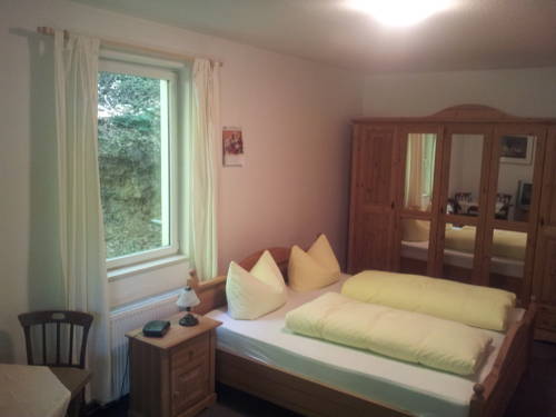 Imagen de la habitación del Hotel Bilz-pension. Foto 12