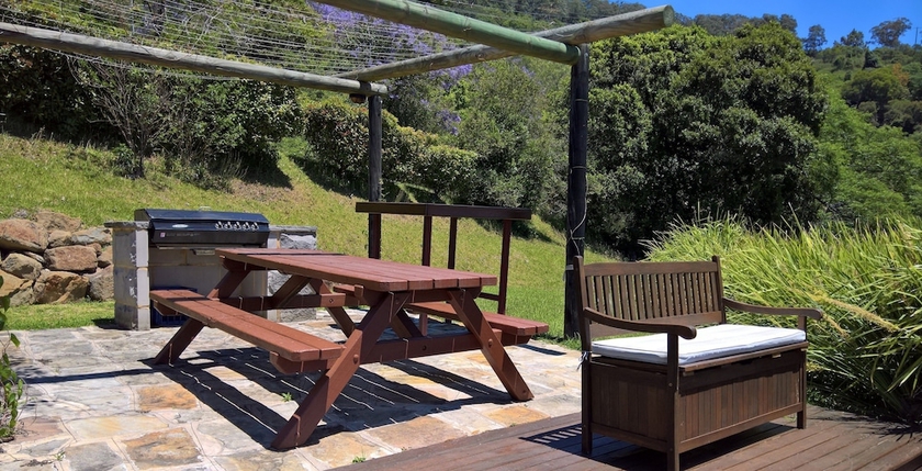 Imagen de los exteriores del Hotel Bimbadeen Estate. Foto 16