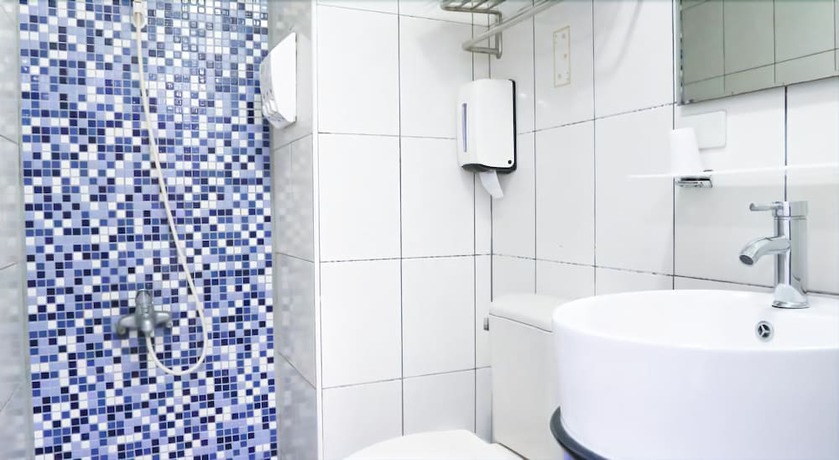 Imagen de la habitación del Hotel Bin City. Foto 6