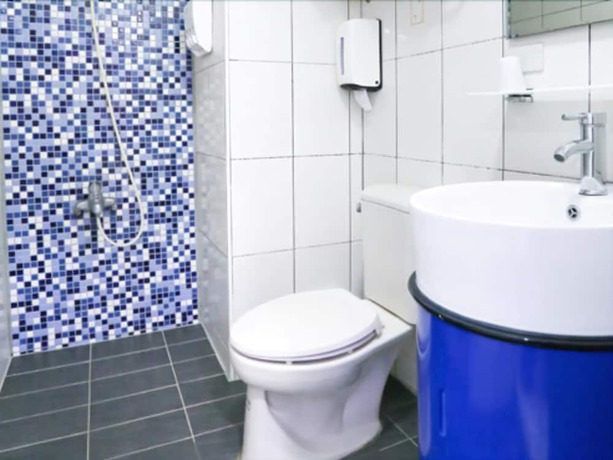 Imagen de la habitación del Hotel Bin City. Foto 14